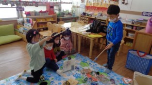 [크기변환]사본 -20220110[청소행정과]어린이들이 만드는 ‘자원순환도시 금천’(사진2).jpg